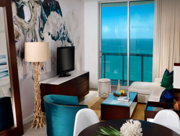 Beachfront Condo with Ocean Views & Luxurious Amenities in Sunny Isles Beach